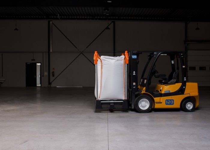 Indus Neva Springhead with forklift